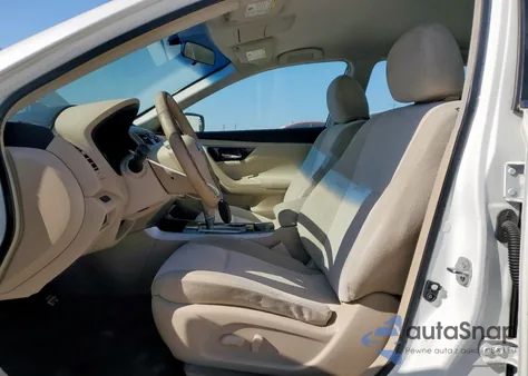 2013 Nissan Altima 2.5 z USA, uszkodzony, nr VIN 1N4AL3AP1DC104029